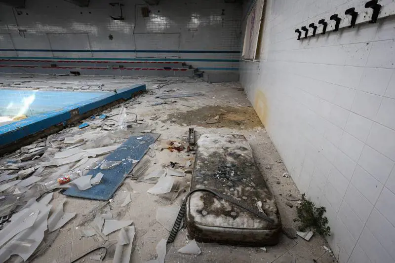 Stupro di Caivano, condannati a 10 e 12 anni i due maggiorenni del branco