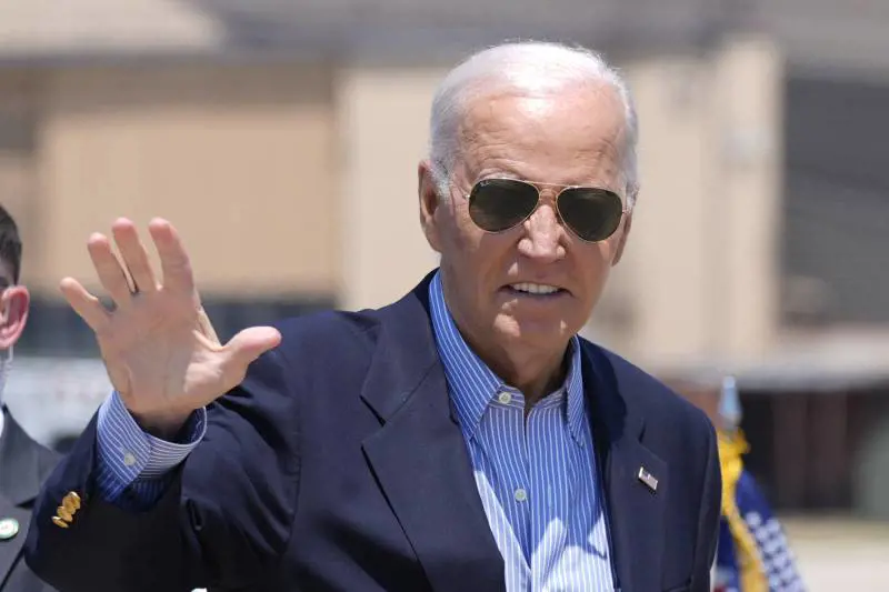 "Candidatura insostenibile". Cresce il fronte democratico che chiede il ritiro di Biden