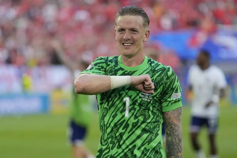 "Akanji, buttati a sinistra". Il trucco di Pickford sui calci di rigore