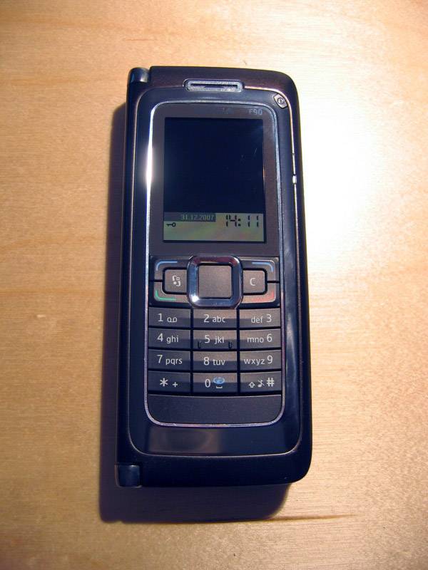 Nokia E90