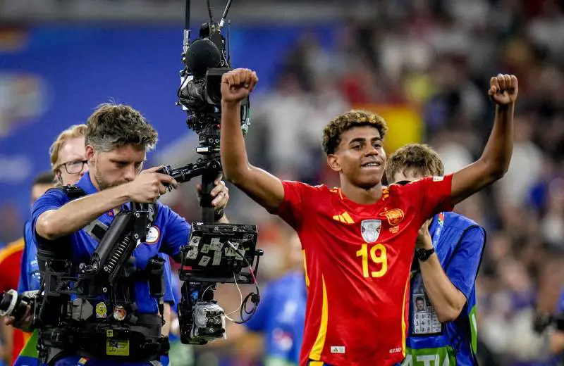 Mbappé? No, Yamal. La Spagna in finale con il baby fenomeno