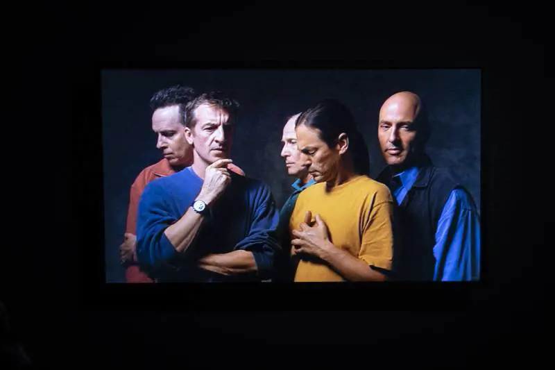 Una delle opere di Bill Viola esposte nel 2023 a Palazzo Reale a Milano