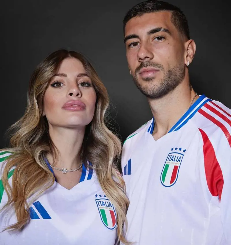 Svaligiata la casa di Chiara Nasti e Mattia Zaccagni: via Rolex e preziosi. Lo sfogo sui social