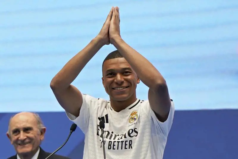 Mbappé ufficiale al Real Madrid: "Un sogno che avevo fin da bambino"