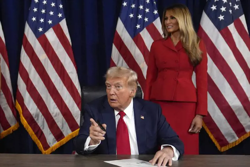 Trump fa il Trump: "Joe il peggiore. Kamala Harris? Più facile batterla"