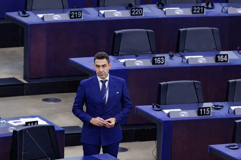 Vannacci si occupa di Esteri. Lucano pensa allo Sviluppo e la Rackete cura l'Ambiente