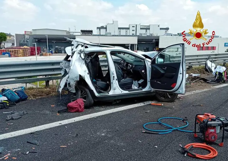 A4, maxi incidente tra Venezia e Padova: un morto e 17 feriti, autostrada chiusa