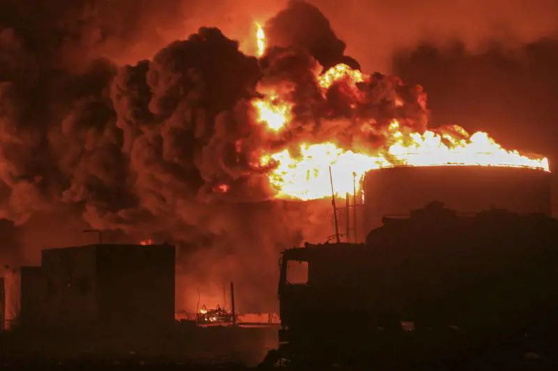 "Risposta enorme. Nessuna linea rossa". Gli Houthi minacciano ancora Israele