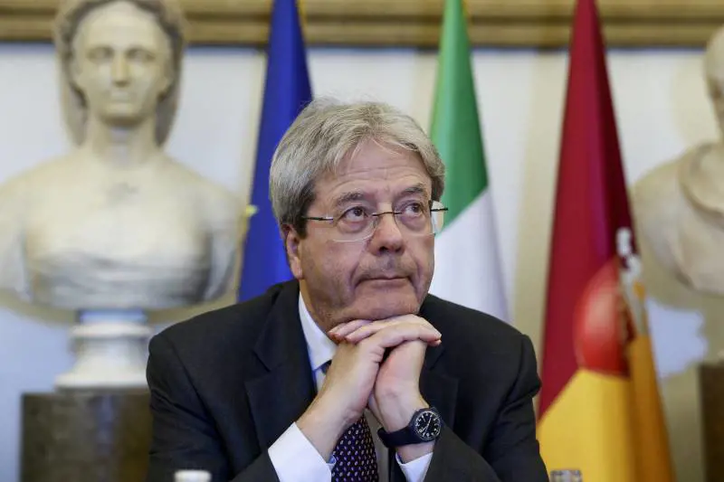 "Italia e Germania responsabili sui dazi". Gentiloni salva von der Leyen 