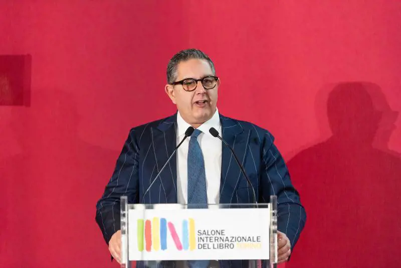 "Mai richieste di soldi". Aponte scagiona Toti