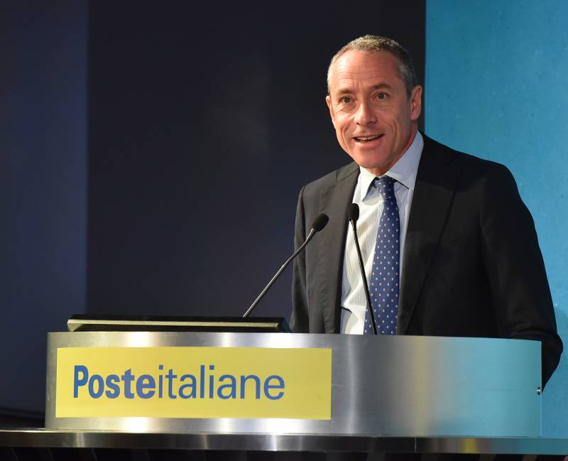 Poste, oltre 7 miliardi ai soci. Del Fante apre a Tim-Iliad