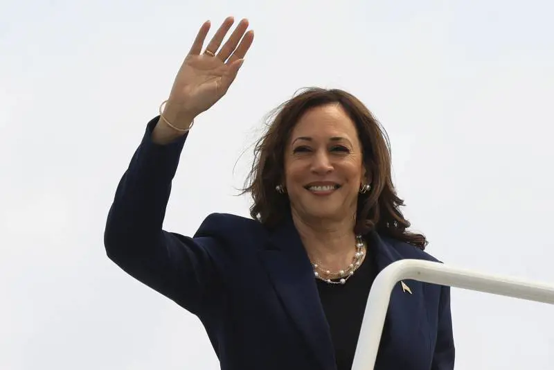 "Harris sarà un presidente fantastico". Obama rompe il silenzio e sostiene Kamala