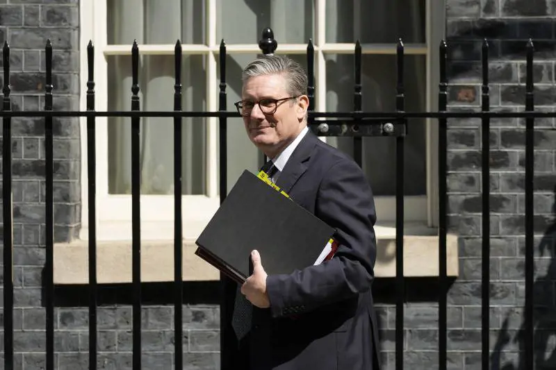 Israele, Starmer non si opporrà al mandato di cattura contro Netanyahu