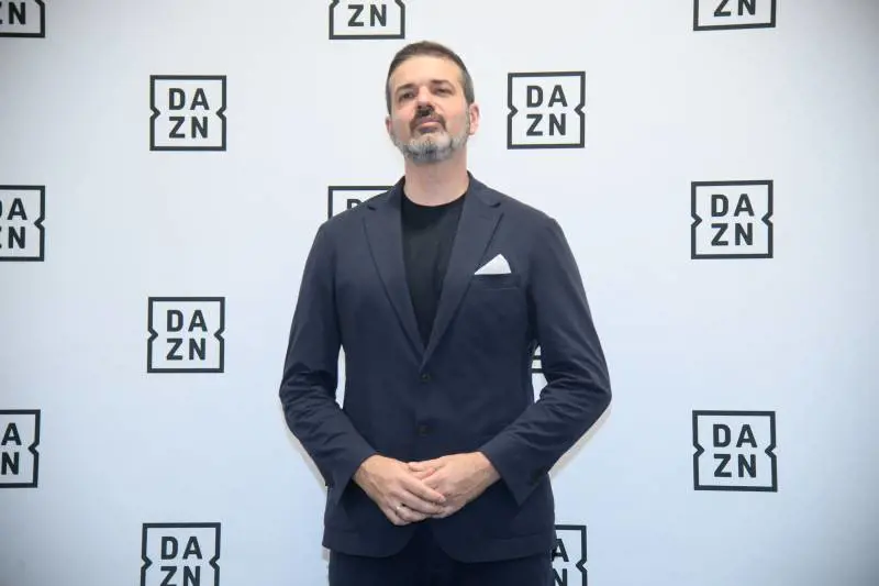 Andrea Stramaccioni salva due ragazze che stavano annegando: "Non chiamatemi eroe"