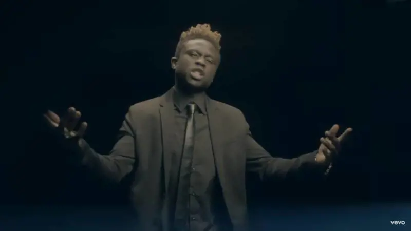 Il rap, i lavoretti, la sagoma per le coltellate. Moussa Sangare, il killer che sognava X Factor