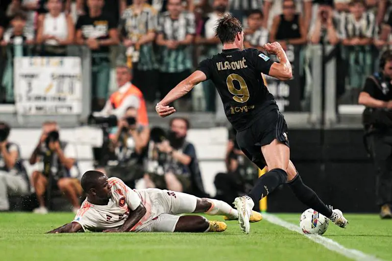 Juventus-Roma non si fanno male 0-0 e poche emozioni allo Stadium