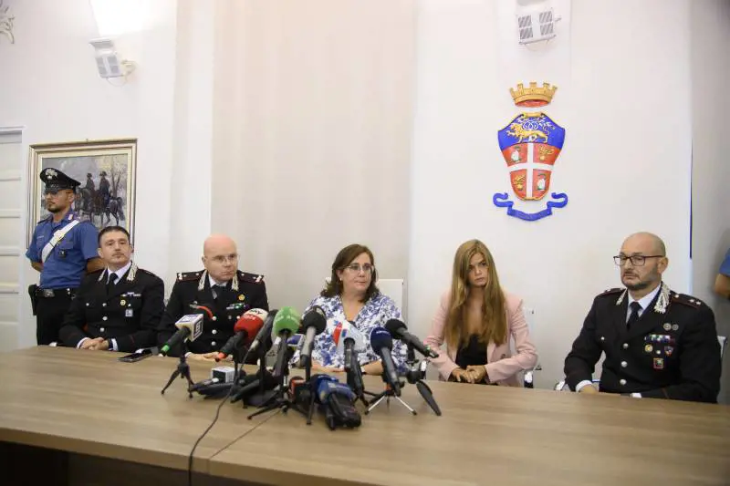 Paderno Dugnano, la sequenza della strage. "Non c'è alcun movente"