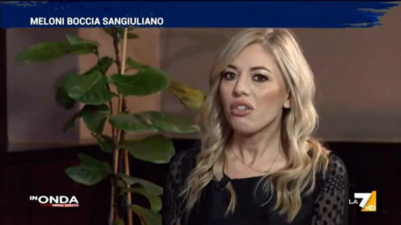 La Boccia scappa dall'intervista a Mediaset