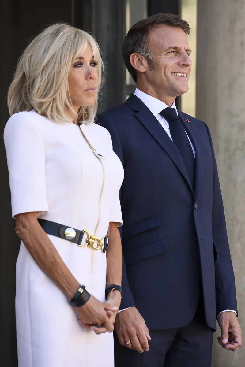 I Macron hanno assunto investigatori per indagare sull'influencer che disse "Brigitte è un uomo"