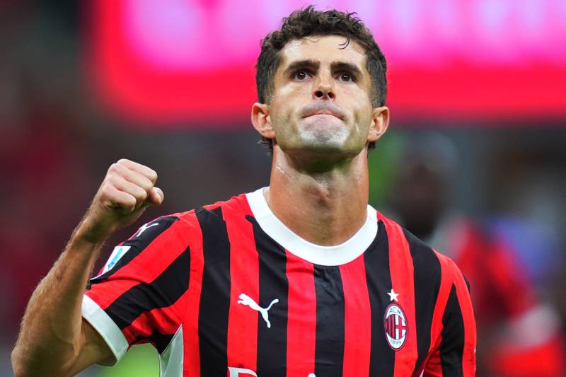 Pulisic celebrazione Milan Venezia