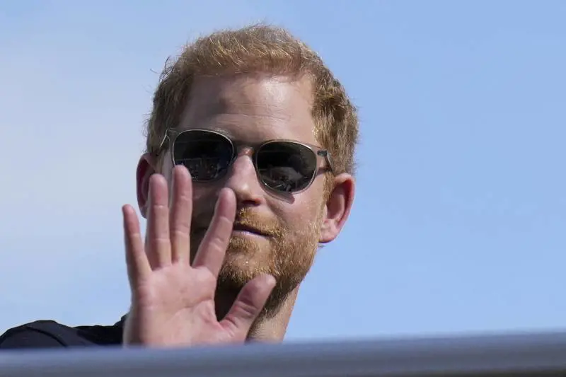 I 40 anni di Harry. L'eterno adolescente finito stritolato dagli artigli di Meghan