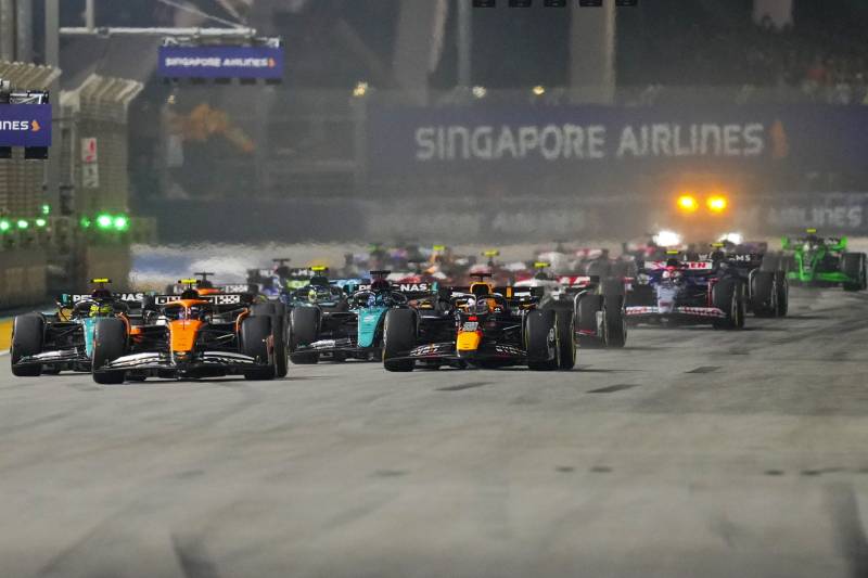 F1 Singapore gara partenza LaPresse