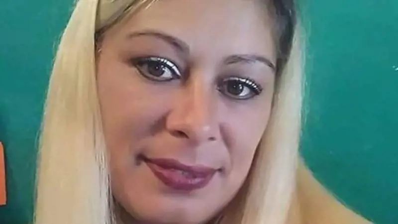 "Come si uccide a mani nude" e l'elogio a Turetta: le ricerche web del 17enne assassino di Maria Campai