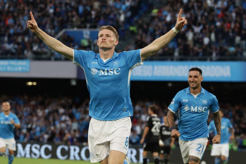 Napoli Como McTominay celebrazione