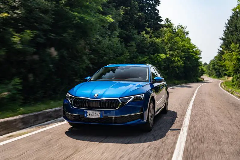 Skoda Octavia, primo contatto con la rinnovata wagon tanto amata in Italia