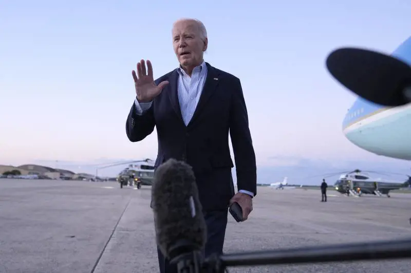 "Eviti di colpire gli impianti petroliferi iraniani": il monito di Biden a Netanyahu