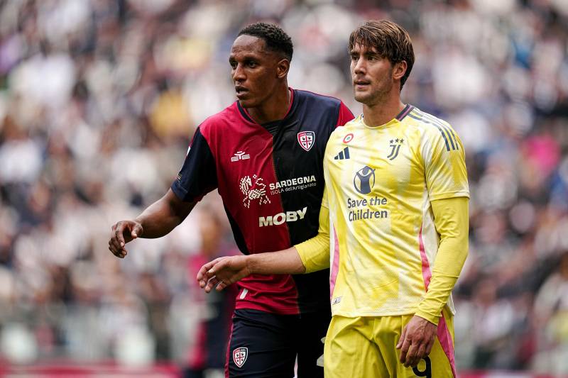 Juventus-Cagliari, 1-1 di rigore. I sardi riprendono i bianconeri all'88'