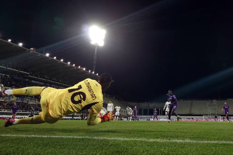 Fiorentina MIlan Maignan parata