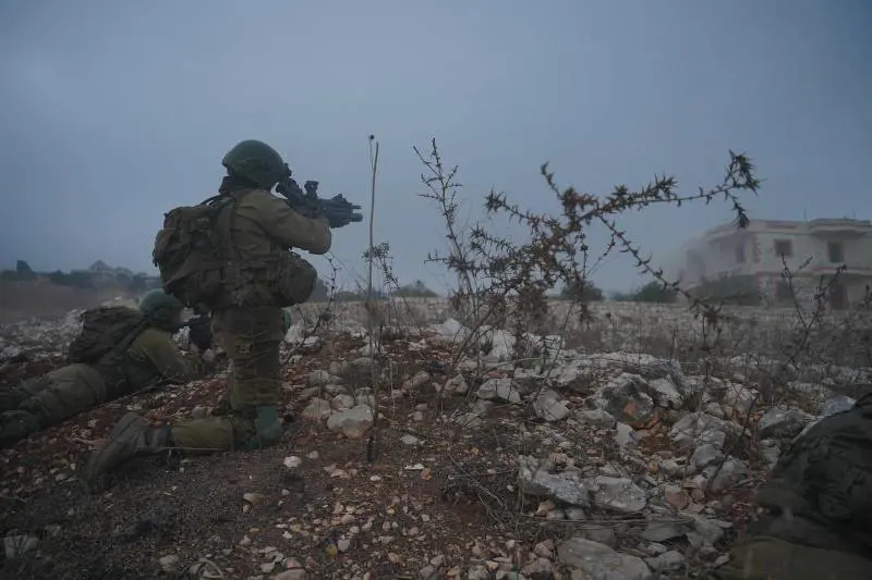 Ma l'Idf continua a martellare i terroristi. Soldati vestiti da donna uccidono un capo