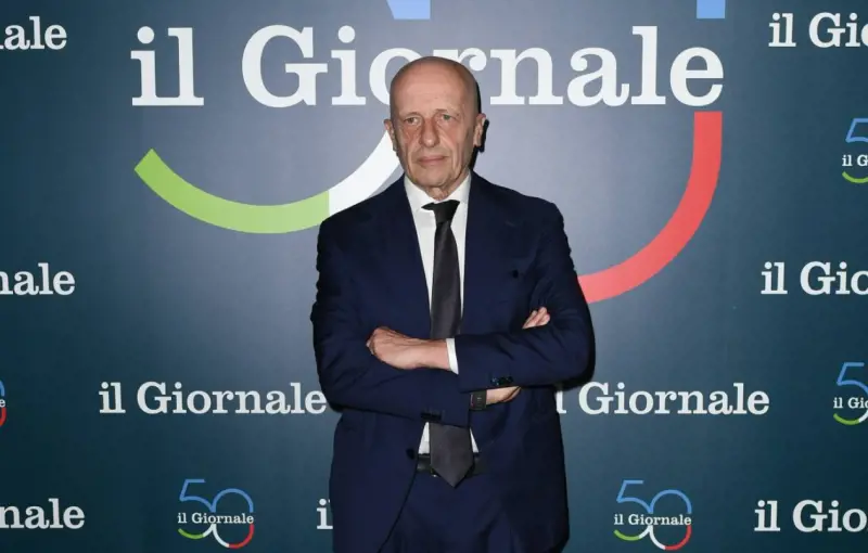 Sallusti: "Ecco la storia dimenticata della violenza dei partigiani sui miei nonni" 