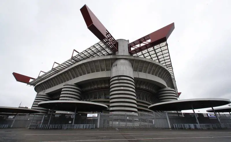 Sala, ultima chance per San Siro. Cessione Meazza e aree per il nuovo stadio entro 2025: proposti 197 milioni