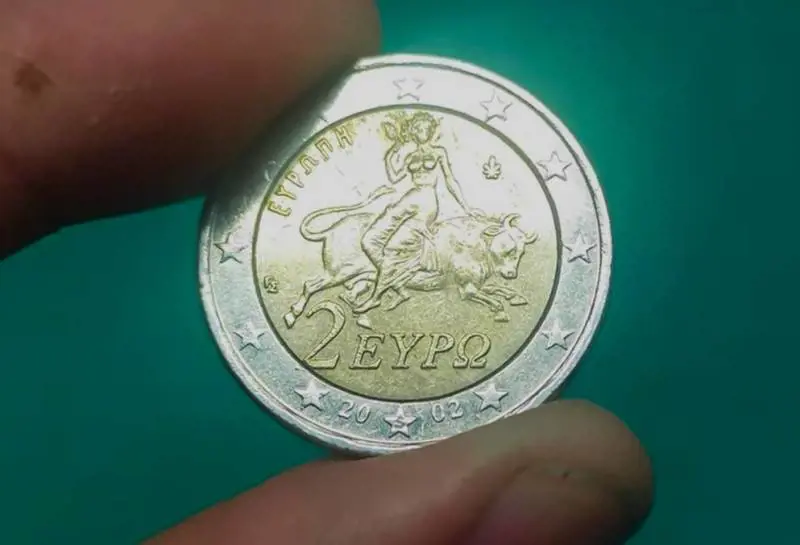 Monete rare, una da 2 euro può valerne 1000: come riconoscerla