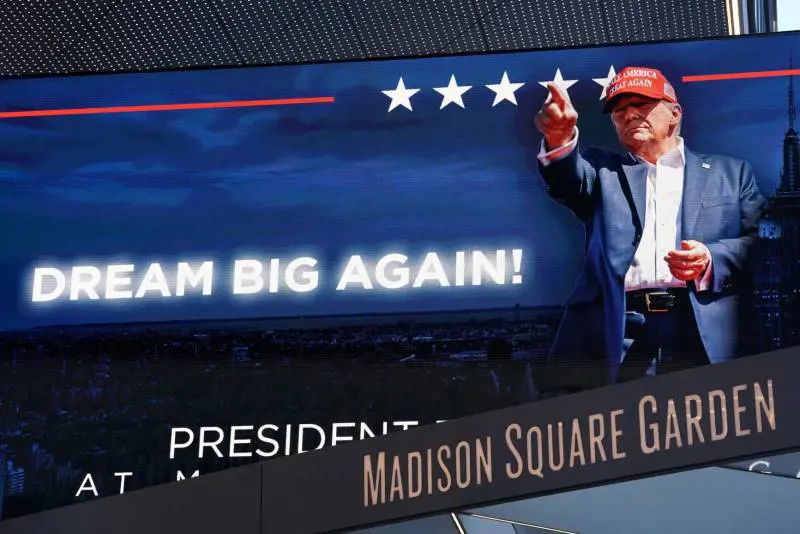 La foto del giorno: "La pancia dice Trump"