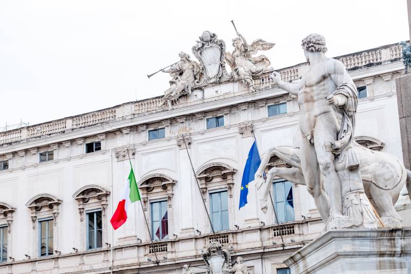 Consulta, schiaffo alla sinistra: l'abrogazione dell'abuso di ufficio non è incostituzionale