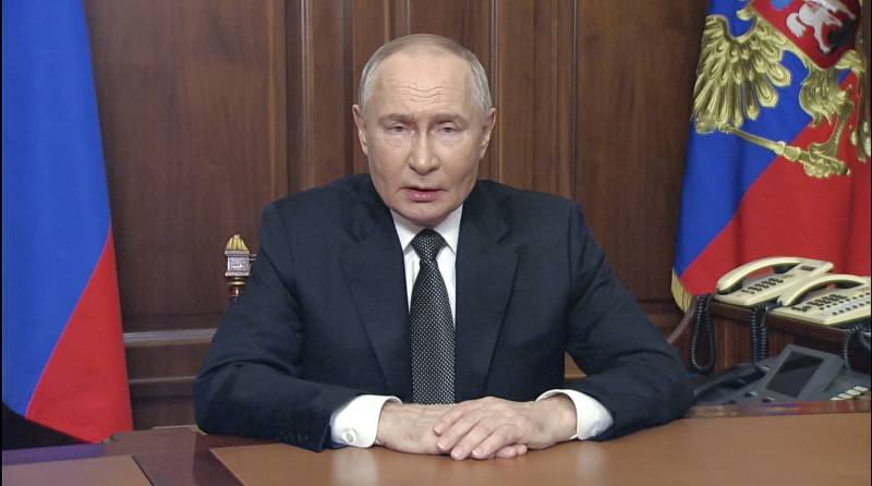 "Pronti a colpire chi aiuta l'Ucraina": Putin minaccia l'Occidente