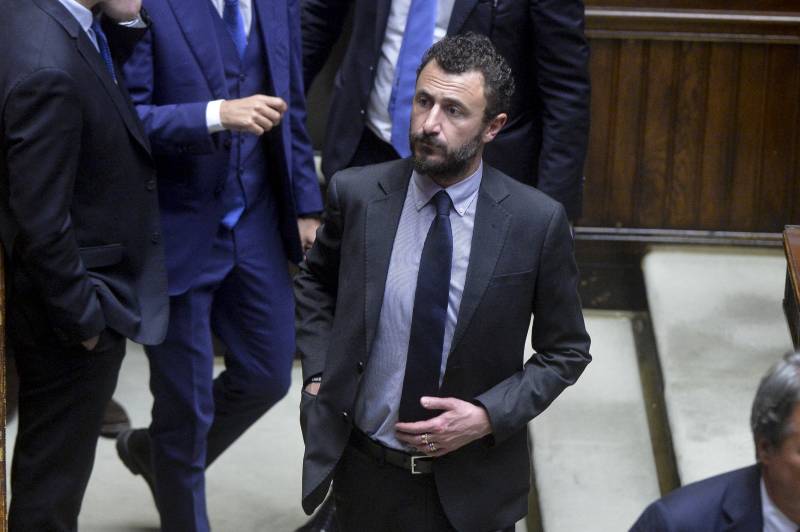 Sparo di Capodanno, Pozzolo espulso dal gruppo di FdI alla Camera