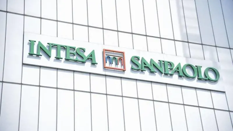 App Intesa San Paolo, lo strano file audio da 700 mega
