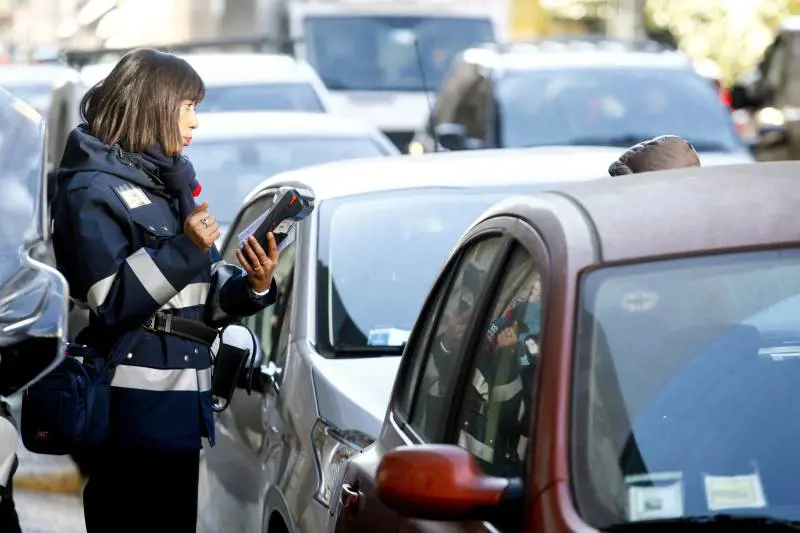 Multe, il governo rinvia gli aumenti