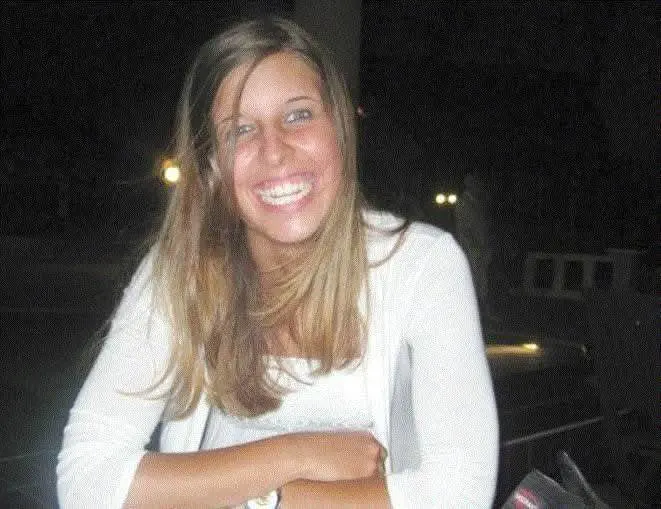 "Noi e l'assassino di nostra figlia ci incontriamo alle poste". Il racconto del padre di Erika Preti