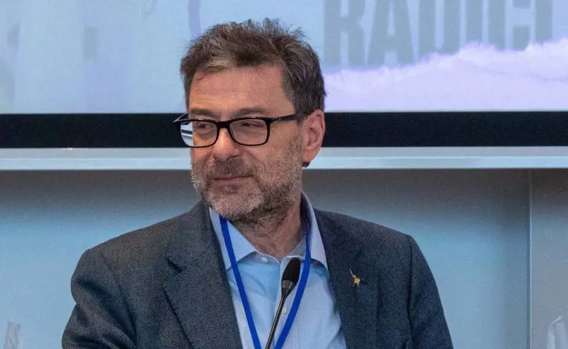 Il Financial Times incorona Giorgetti