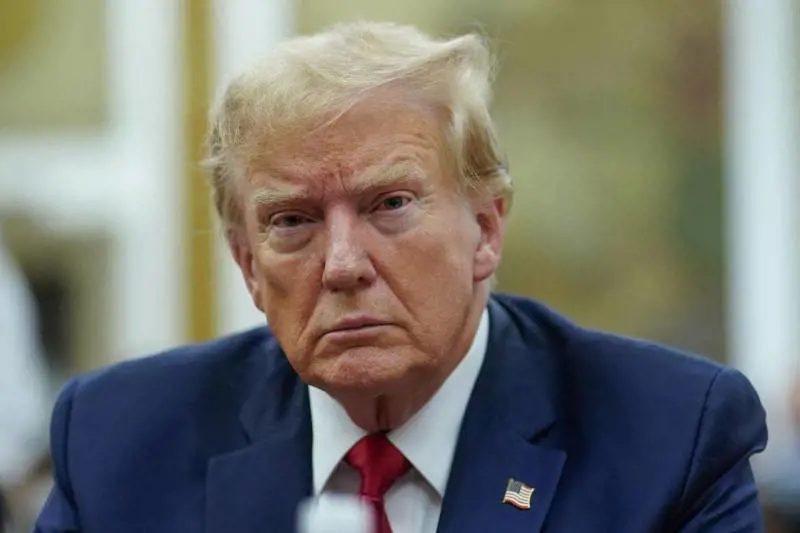 "Trump sta preparando dazi più light". Ma il tycoon smentisce: "Fake news"