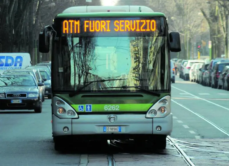 Metro, bus e tram fermi: lunedì da incubo per gli italiani