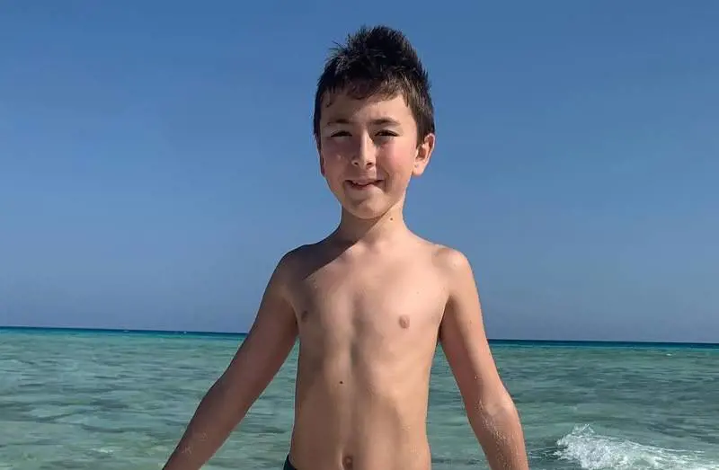 Il malore, poi il coma. Mattia muore a 9 anni in vacanza a Marsa Alam. Il padre: "Perso tempo"