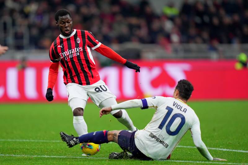 Milan Cagliari Musah Viola