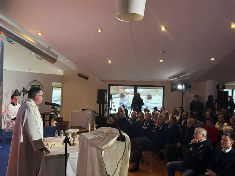 La messa di Fi per ricordare Palmegiani. Tajani: "Dobbiamo vincere per Luca"