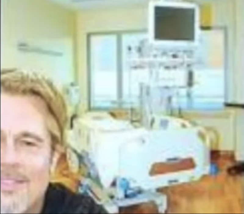 Brad Pitt ospedale intelligenza artificiale (non riustilizzare)